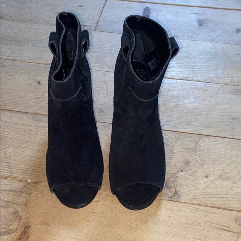 Vince Camuto boots